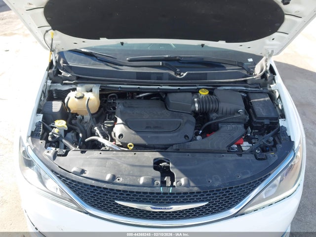 2020 CHRYSLER PACIFICA 2C4RC1GG6LR114618 Photo 9
