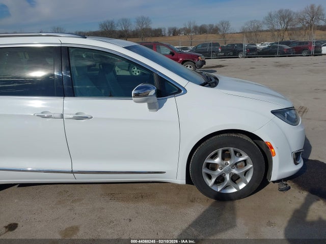 Продажа на аукционе авто 2020 Chrysler Pacifica Limited, vin: 2C4RC1GG6LR114618, номер лота: 44368245