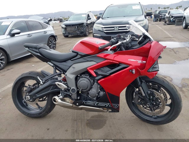 Triumph Motorcycle Daytona 660 2025 SMTL23UF7STBU8594 Image 12
