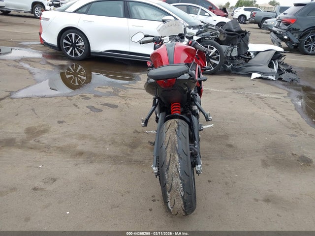 2025 TRIUMPH MOTORCYCLE DAYTONA SMTL23UF7STBU8594 Photo 5