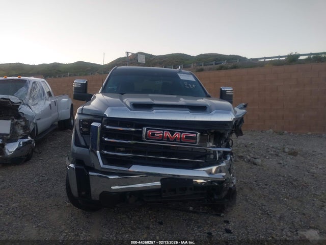 2025 Gmc Sierra 2500hd 4wd  Standard Bed Slt მანქანა იყიდება აუქციონზე, vin: 1GT4UNEY1SF196435, აუქციონის ნომერი: 44368257