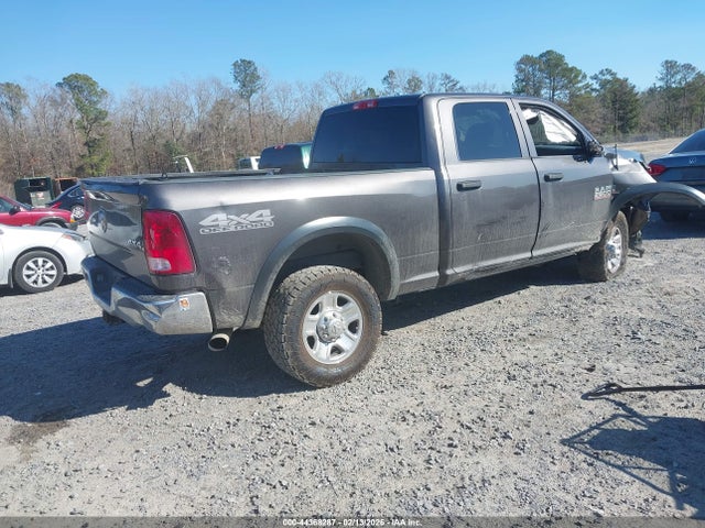 44368287 :رقم المزاد ، 3C6UR5CL4JG297319 vin ، 2018 Ram 2500 Tradesman  4x4 6'4 Box مزاد بيع