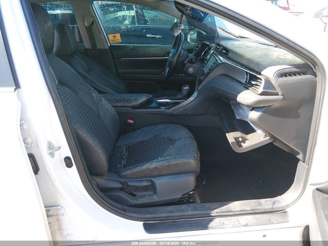 2020 TOYOTA CAMRY 4T1G11AK6LU328923 Photo 4