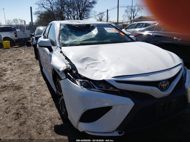 2020 TOYOTA CAMRY 4T1G11AK6LU328923 Photo 5
