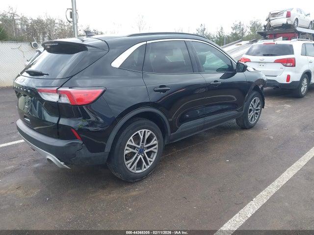 1FMCU0H60NUB88900 Ford ESCAPE SEL