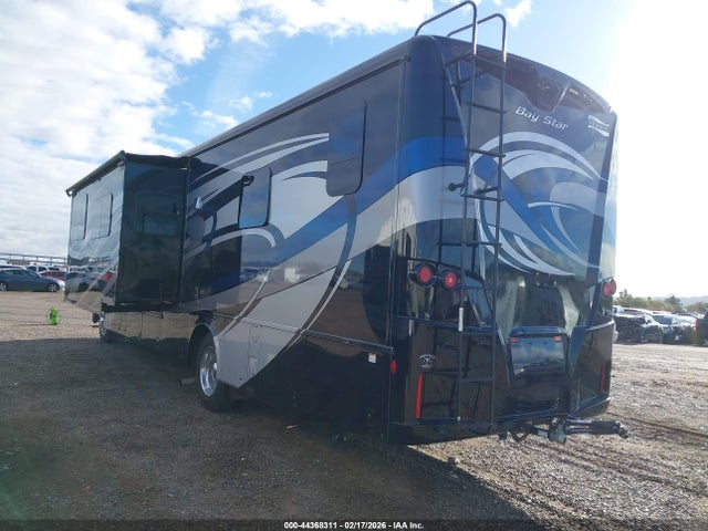 Ford F53 2019 1F66F5DY0K0A00639 Image 3