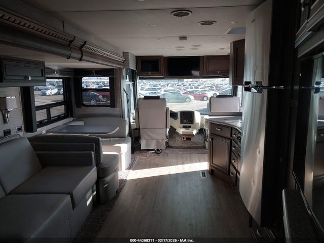Ford F53 2019 1F66F5DY0K0A00639 Image 5