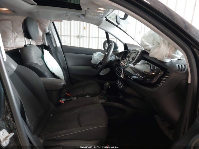 2016 FIAT 500X ZFBCFYBT2GP379380 Photo 4