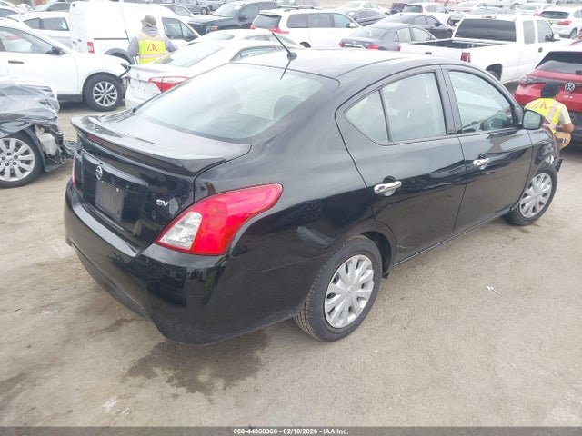 3N1CN7AP6HL827943 Nissan Versa 1.6 Sv