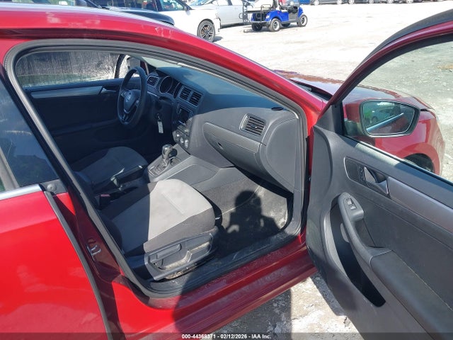 Продажа на аукционе авто 2017 Volkswagen Jetta 1.4t S, vin: 3VW2B7AJ3HM261521, номер лота: 44368371