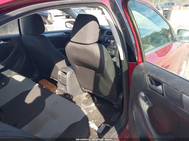 Продажа на аукционе авто 2017 Volkswagen Jetta 1.4t S, vin: 3VW2B7AJ3HM261521, номер лота: 44368371