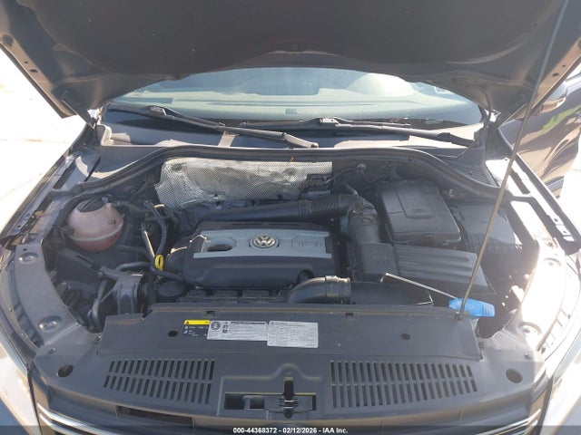 Aukcja sprzedaży 2016 Volkswagen Tiguan R-line, vin: WVGAV7AX4GW087348, numer aukcji: 44368372
