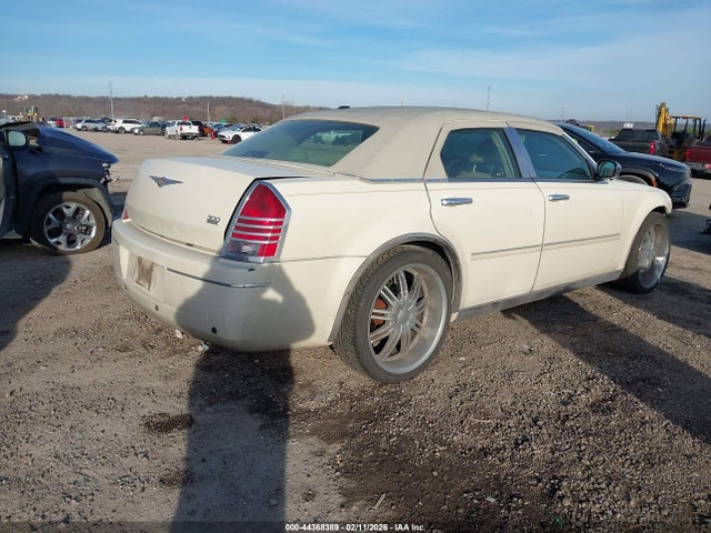 Продажа на аукционе авто 2007 Chrysler 300 Touring, vin: 2C3KA53G87H629835, номер лота: 44368389