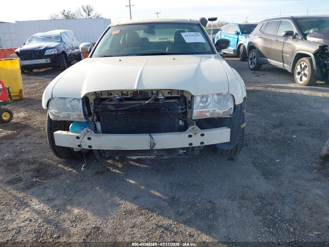 Продажа на аукционе авто 2007 Chrysler 300 Touring, vin: 2C3KA53G87H629835, номер лота: 44368389