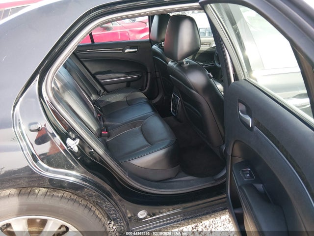 Chrysler 300c Awd 2016 2C3CCAKG5GH128717 Image 8