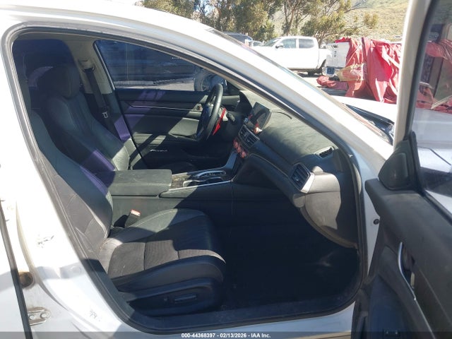 1HGCV2F92LA012974 Honda Accord Touring