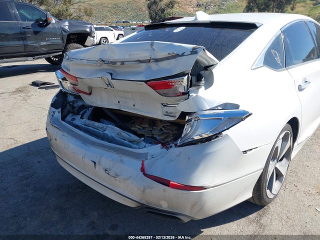 1HGCV2F92LA012974 Honda Accord Touring
