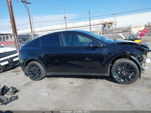 7SAYGDEE0PA092085 Tesla Model Y Awd/long Range Dual Motor All-wheel Drive