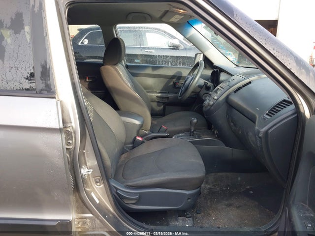 2010 Kia Soul + მანქანა იყიდება აუქციონზე, vin: KNDJT2A27A7053293, აუქციონის ნომერი: 44368411