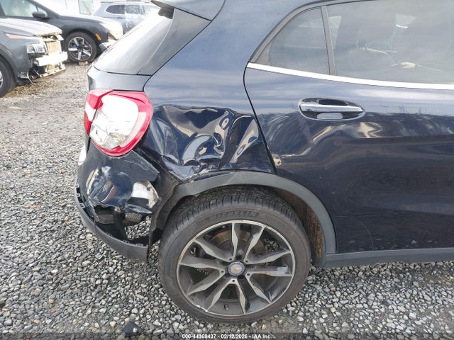 WDCTG4GB0HJ328686 Mercedes-Benz Gla 250 4matic