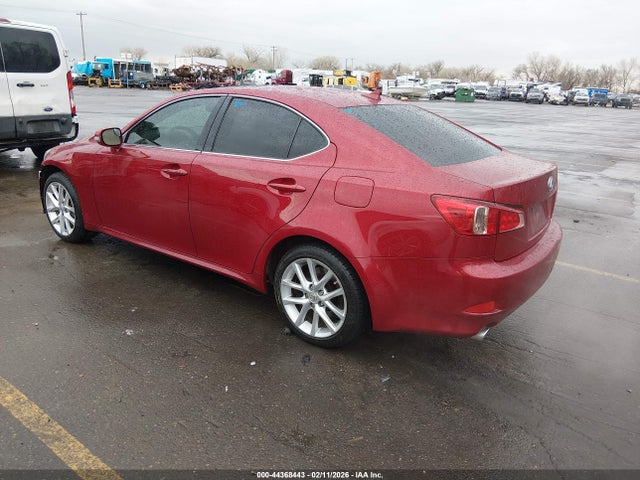 2011 LEXUS IS 350 JTHCE5C20B5001503 Photo 2