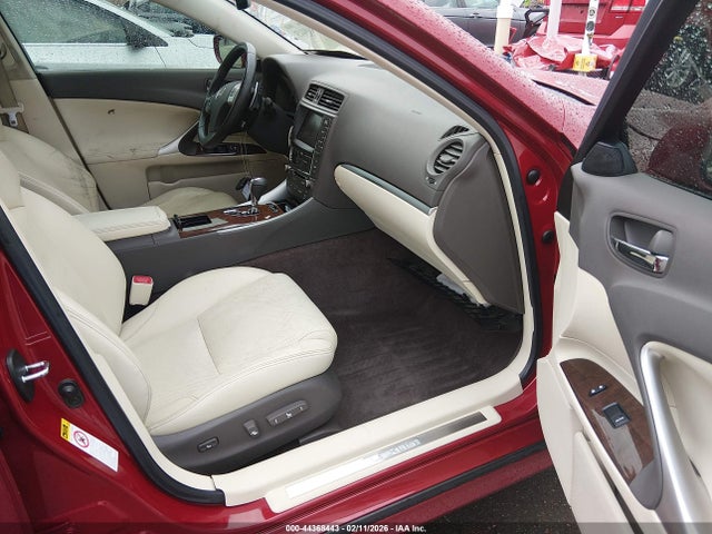 2011 LEXUS IS 350 JTHCE5C20B5001503 Photo 4