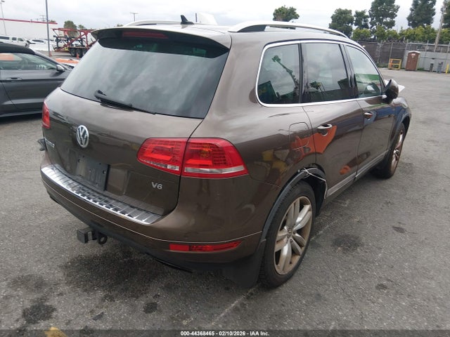 2014 VOLKSWAGEN TOUAREG WVGEF9BP7ED005811 Photo 3