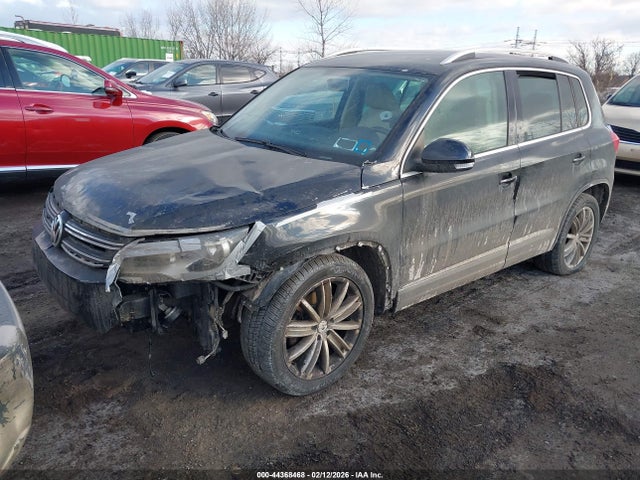 2012 VOLKSWAGEN TIGUAN WVGBV7AX7CW548928 Photo 1