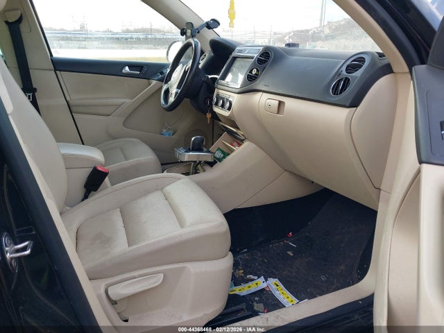 2012 VOLKSWAGEN TIGUAN WVGBV7AX7CW548928 Photo 4