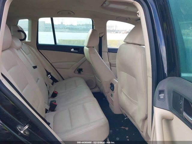 2012 VOLKSWAGEN TIGUAN WVGBV7AX7CW548928 Photo 7