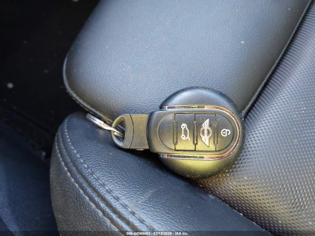 2018 MINI CLUBMAN WMWLU5C55J2F24756 Photo 10