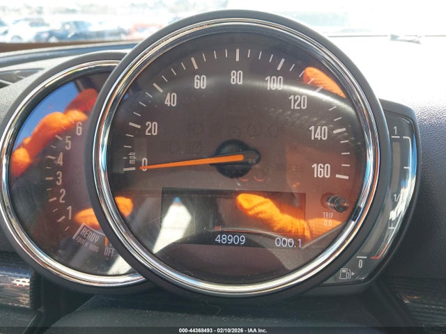 2018 MINI CLUBMAN WMWLU5C55J2F24756 Photo 6