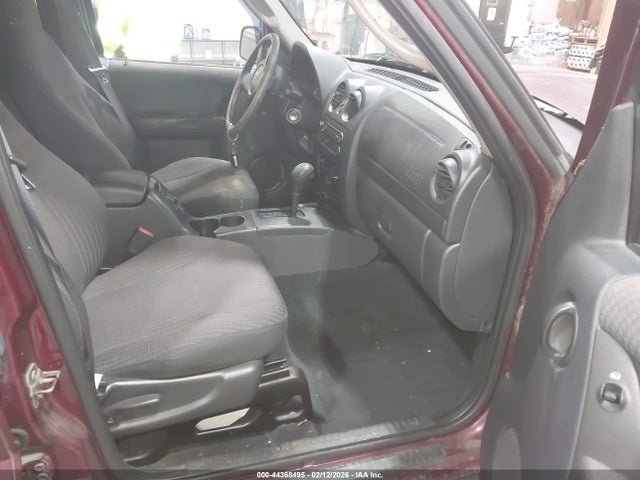 2002 JEEP LIBERTY 1J4GL48KX2W141218 Photo 4