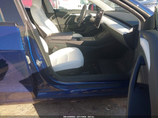 2023 TESLA MODEL 3 5YJ3E1EA1PF515087 Photo 4