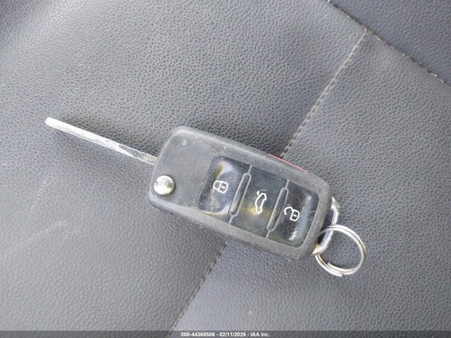 Aukcja sprzedaży 2014 Volkswagen Beetle 2.5l, vin: 3VW5X7AT9EM806522, numer aukcji: 44368506