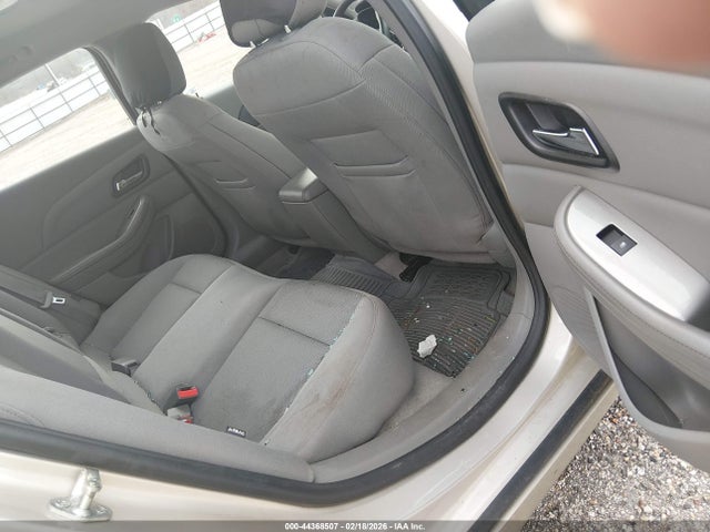 1G11B5SL9FF141585 Chevrolet MALIBU LS