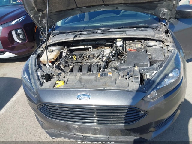 Ford FOCUS SE 2018 1FADP3F22JL271252 Image 10