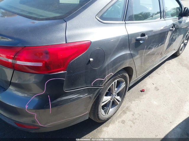 Ford FOCUS SE 2018 1FADP3F22JL271252 Image 13