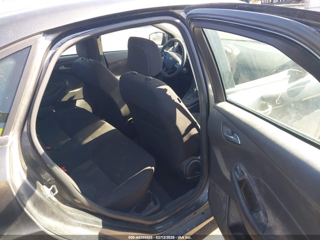 Ford FOCUS SE 2018 1FADP3F22JL271252 Image 8