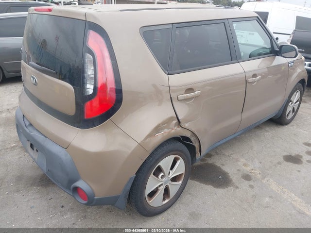 KIA Soul 2015 KNDJN2A27F7165626 Image 4