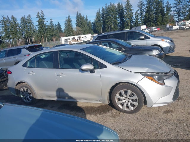 5YFB4MDEXRP087970 Toyota COROLLA LE