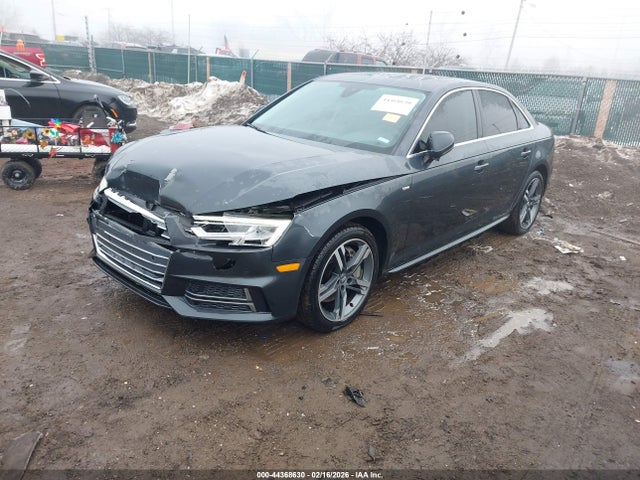2018 AUDI A4 WAUENAF46JN010184 Photo 1