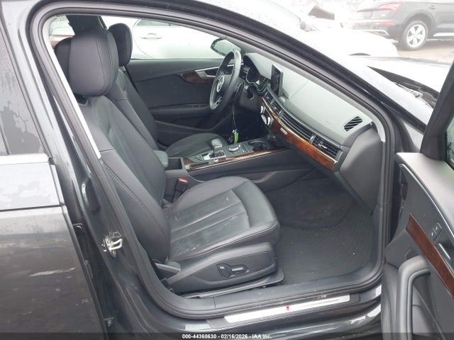 2018 AUDI A4 WAUENAF46JN010184 Photo 4