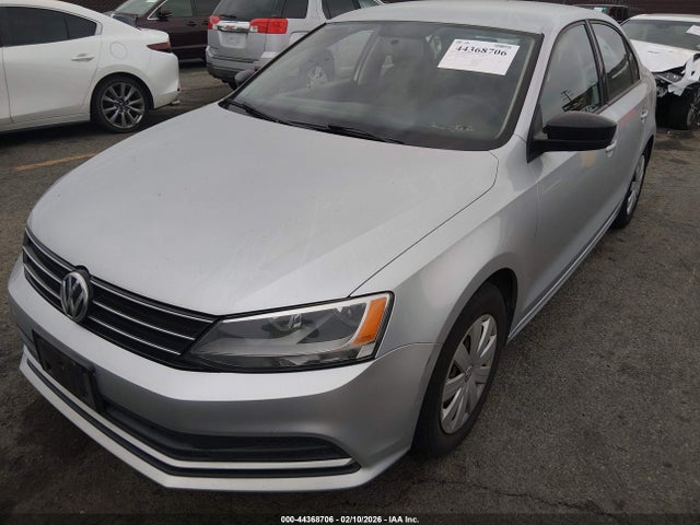 3VW2K7AJ1FM249493 Volkswagen Jetta 2.0l S