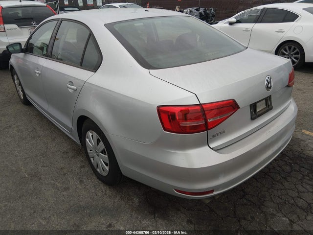 3VW2K7AJ1FM249493 Volkswagen Jetta 2.0l S
