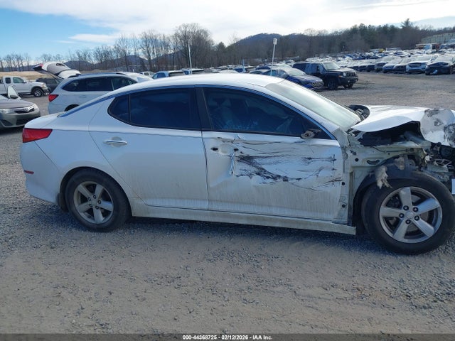 KNAGM4A74F5626682 KIA Optima Lx