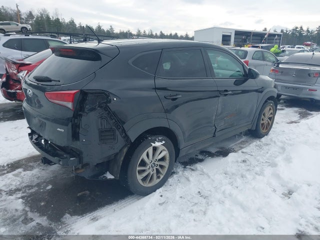 Hyundai TUCSON SE 2018 KM8J2CA44JU765333 Image 4
