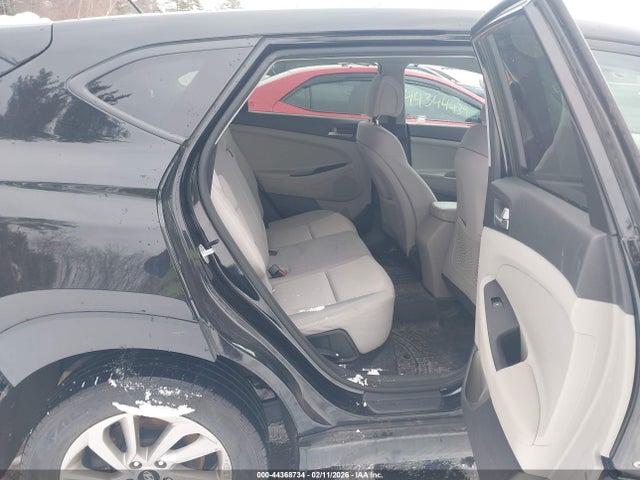 Hyundai TUCSON SE 2018 KM8J2CA44JU765333 Image 8
