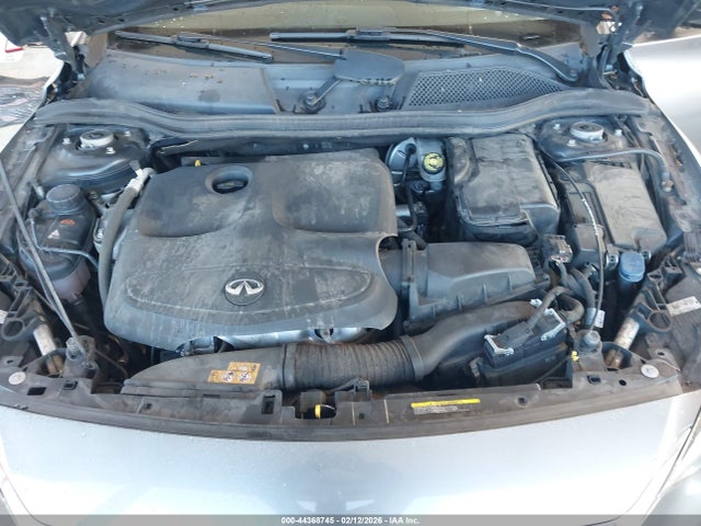 SJKCH5CR7HA028488 Infiniti Qx30 Premium