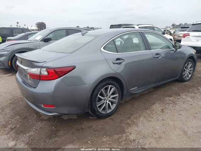 JTHBW1GG7G2120455 Lexus ES 300H
